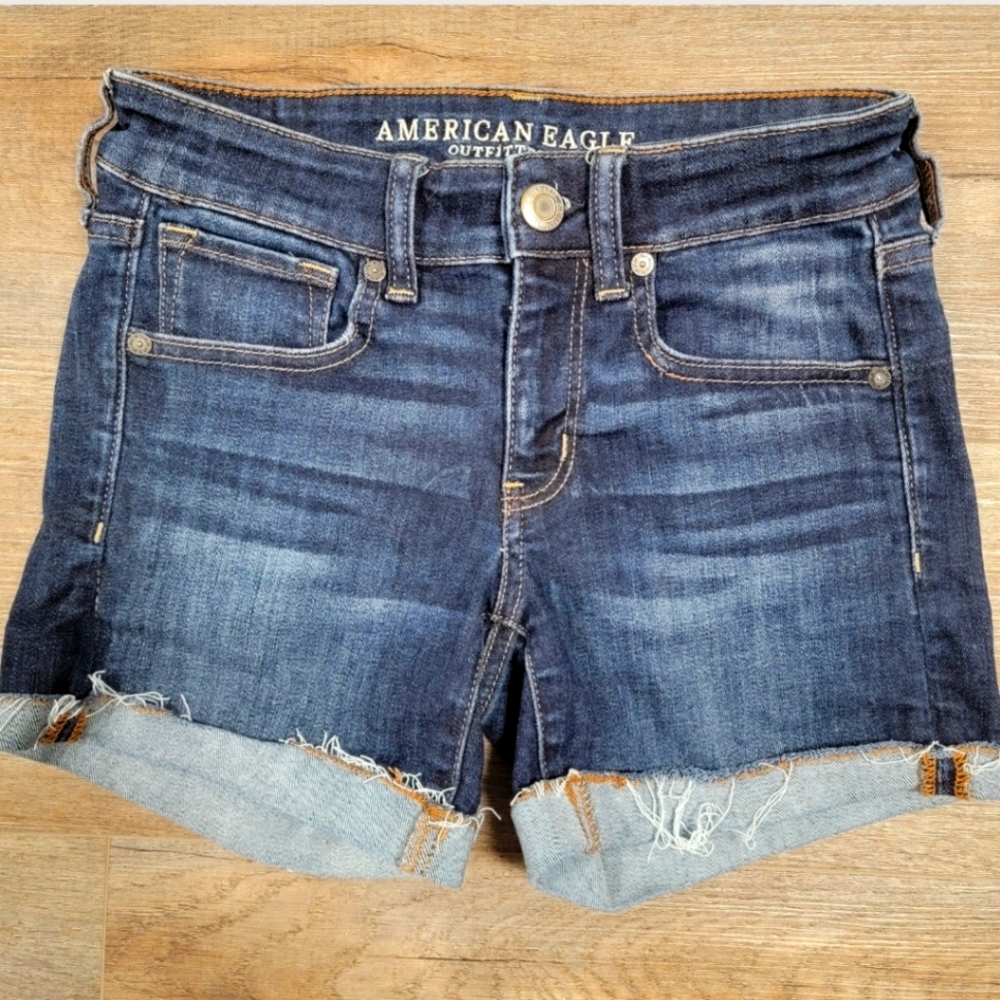 American Eagle Blue Jean Denim Midi Short Shorts Size 2 Dark Wash Stretch